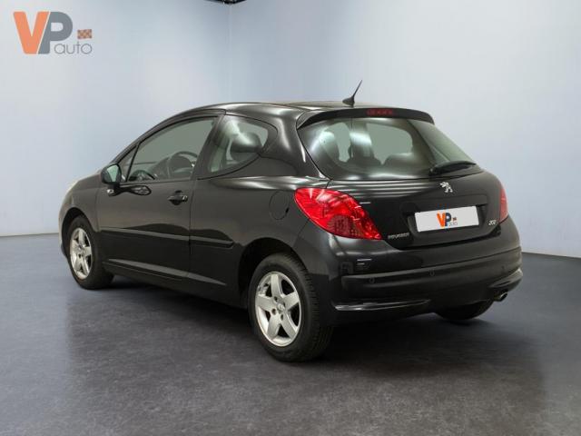 Peugeot 207 image 2