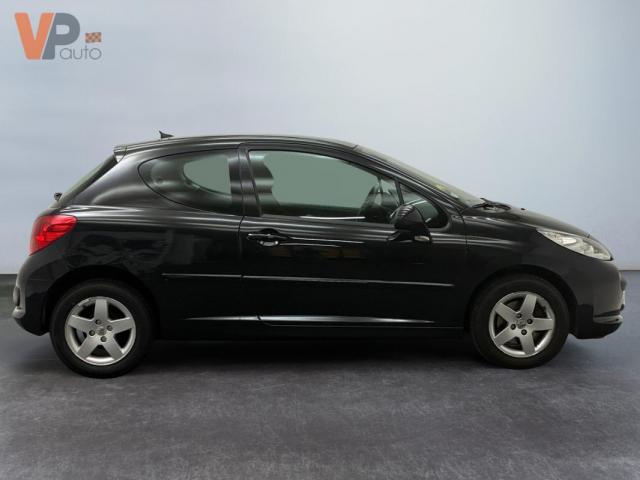 Peugeot 207 image 6