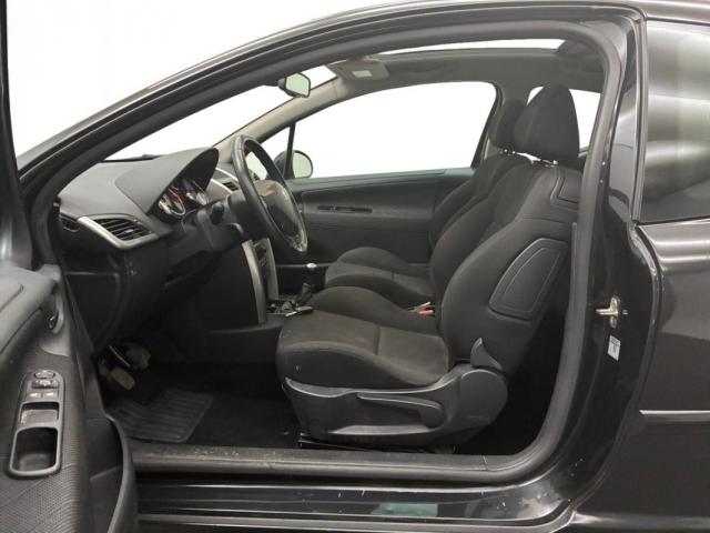 Peugeot 207 image 3