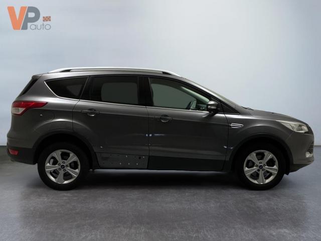 Ford Kuga image 7