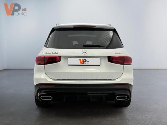 Mercedes Benz Glb image 8