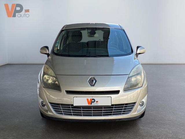 Renault Grand Scénic image 2