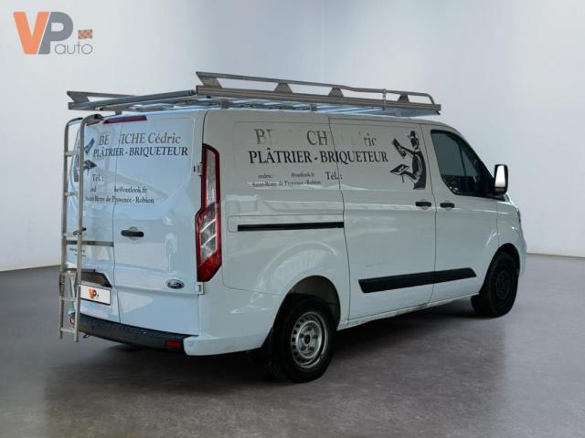Ford Transit Custom image 3
