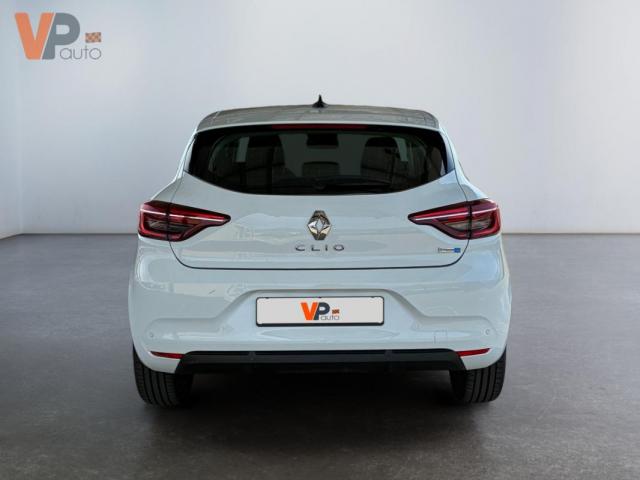 Renault Clio image 8