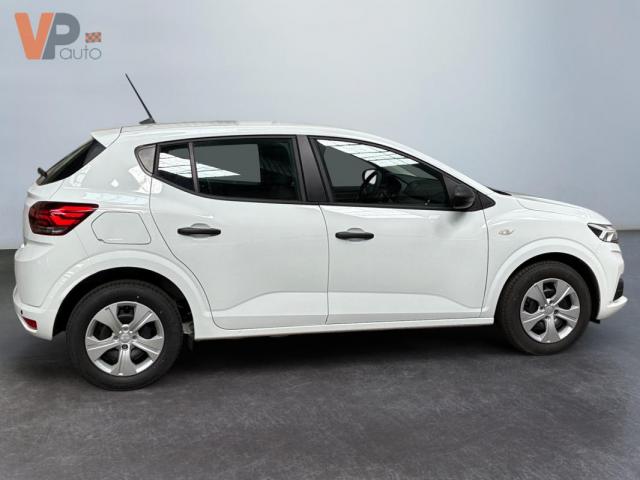Dacia Sandero image 2