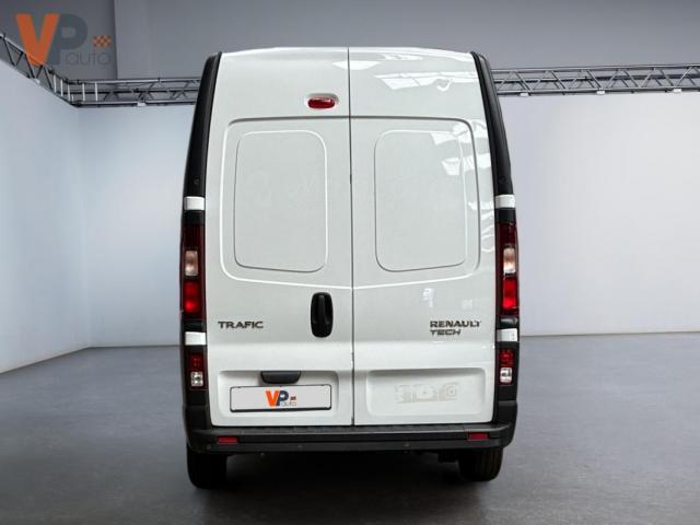 Renault Trafic image 1