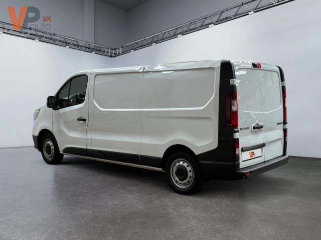 Renault Trafic image 8