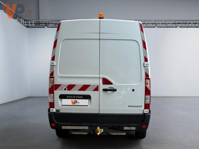 Renault Master image 1