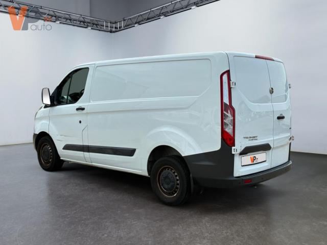 Ford Transit Custom image 2
