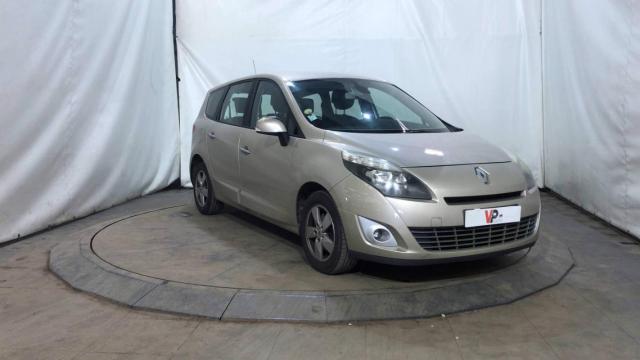 Renault Grand Scénic image 8