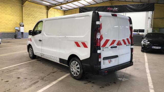 Renault Trafic image 8