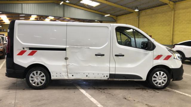 Renault Trafic image 6