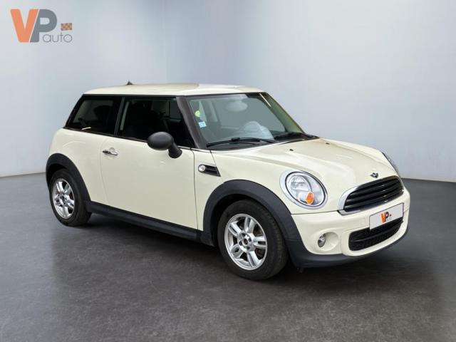 Mini Hatch image 6