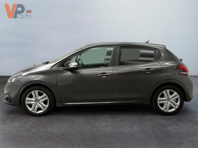 Peugeot 208 image 1