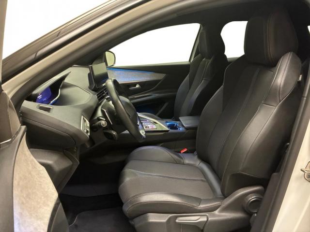 Peugeot 3008 image 8