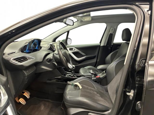 Peugeot 2008 image 6