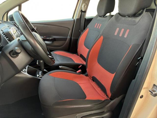 Renault Captur image 2