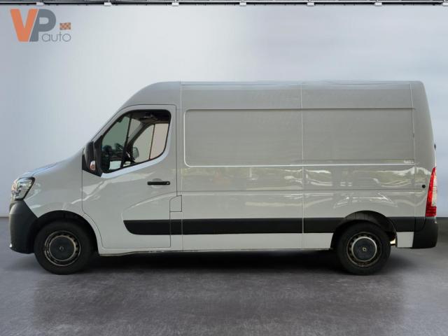 Renault Master image 1