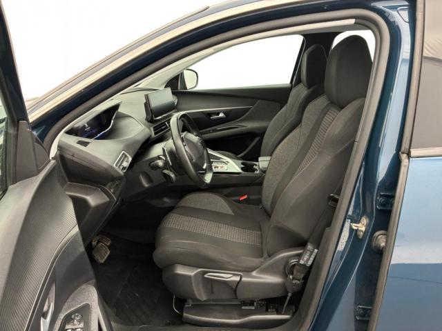 Peugeot 3008 image 3