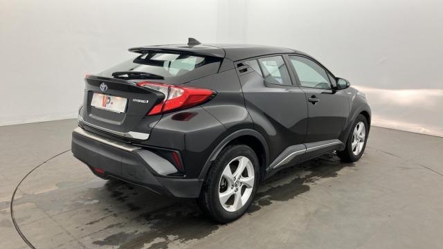 Toyota C-Hr image 8