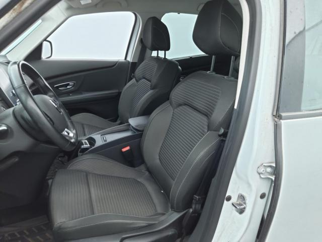 Renault Grand Scénic image 3