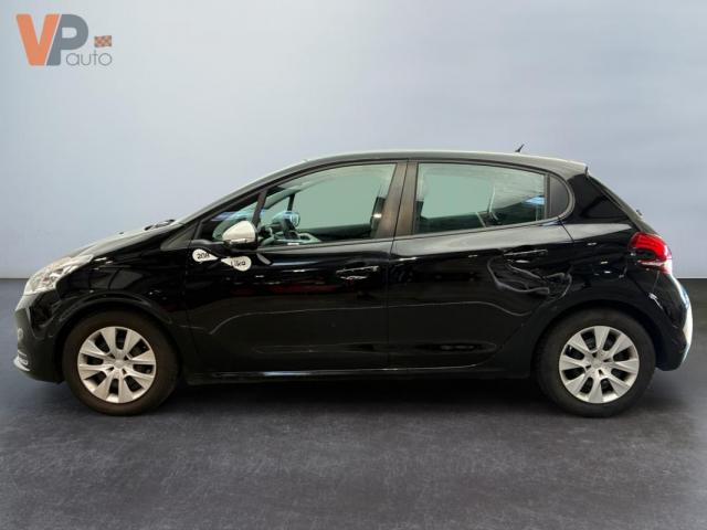 Peugeot 208 image 2