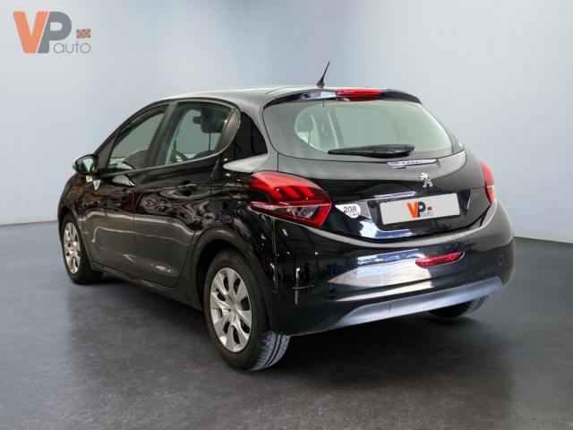 Peugeot 208 image 1