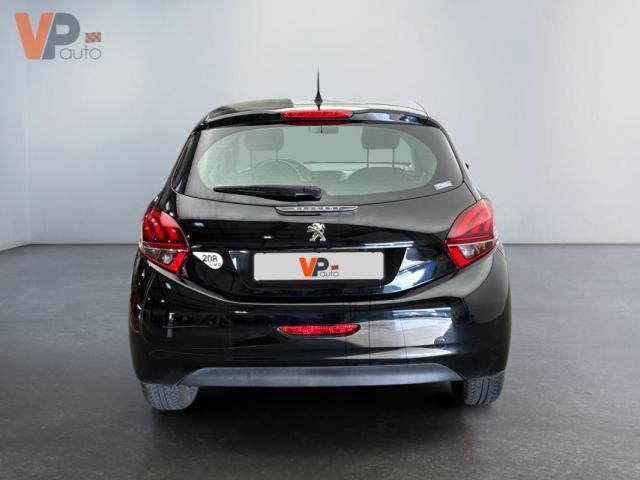 Peugeot 208 image 3