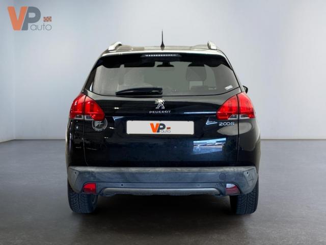 Peugeot 2008 image 2