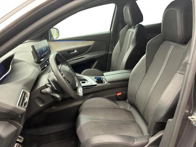 Peugeot 3008 image 2
