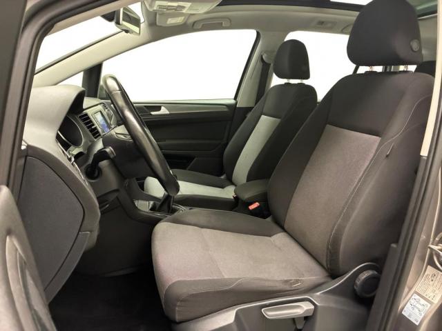 Volkswagen Golf Sportsvan image 5