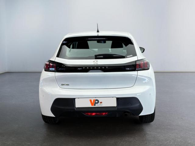 Peugeot 208 image 8