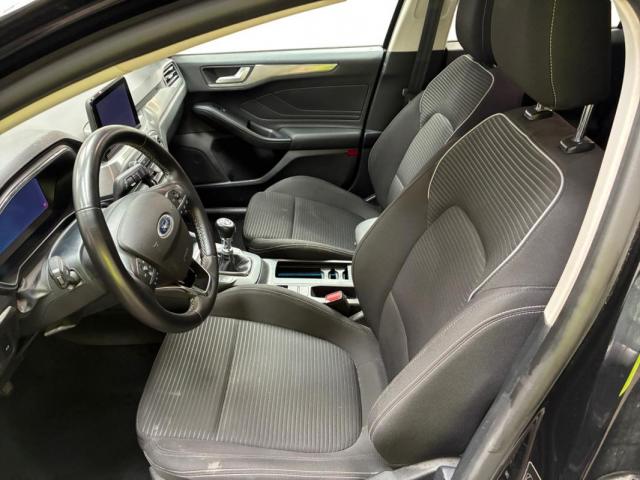 Ford Focus image 5