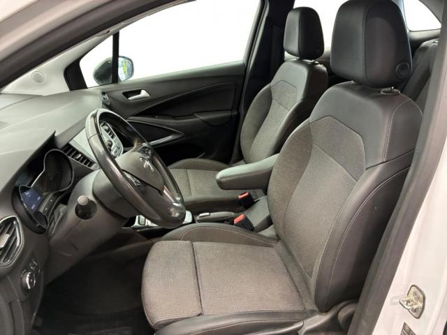 Opel Crossland image 1