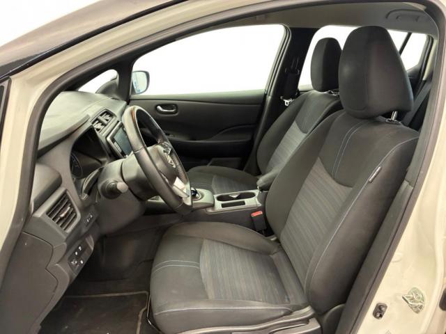 Nissan Leaf image 8