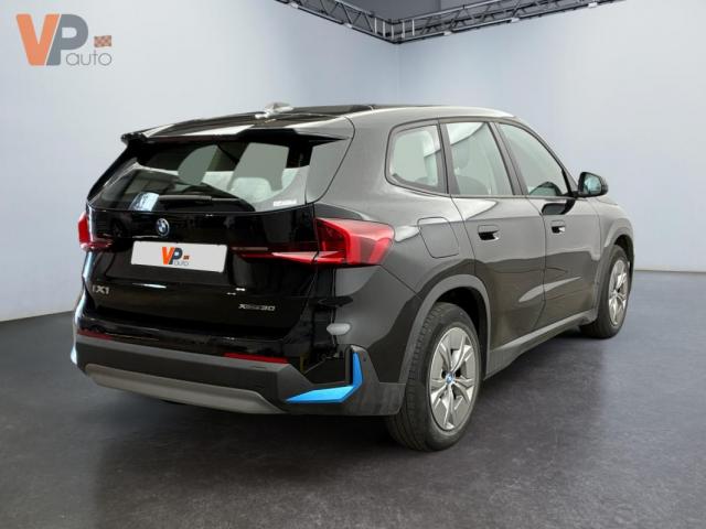 Bmw Ix1 image 2