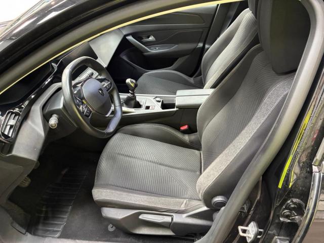 Peugeot 308 image 2