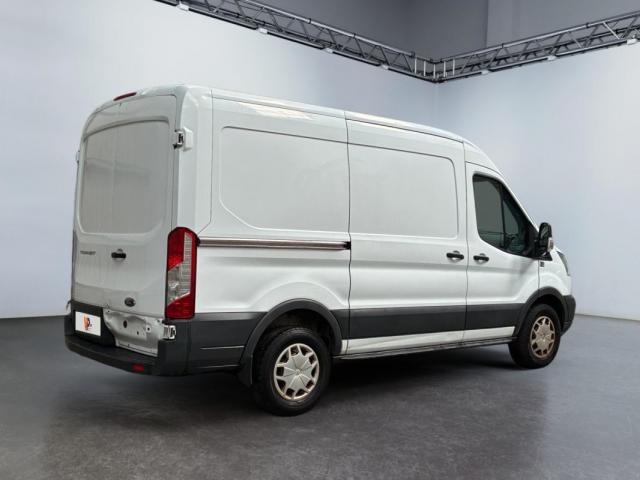 Ford Transit image 4