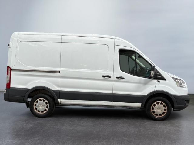 Ford Transit image 5