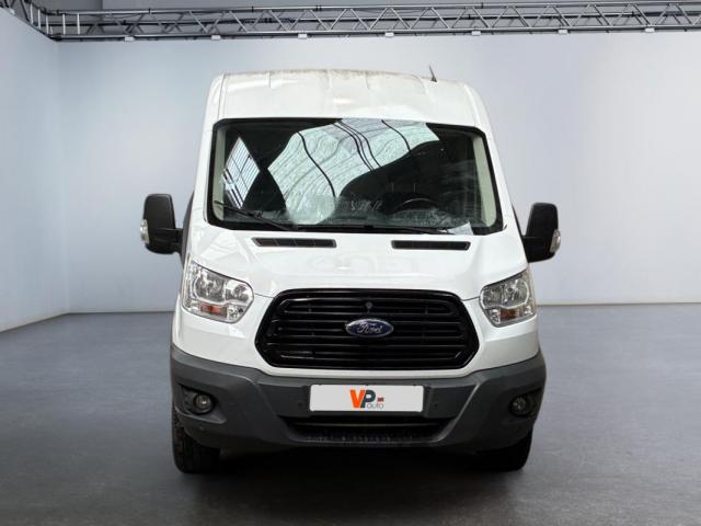 Ford Transit image 6