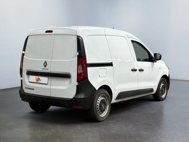 Renault Express Van image 8