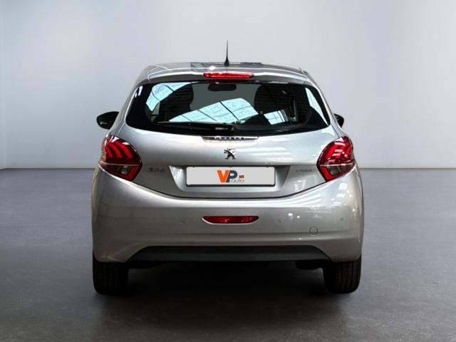 Peugeot 208 image 7