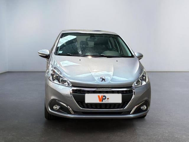 Peugeot 208 image 6