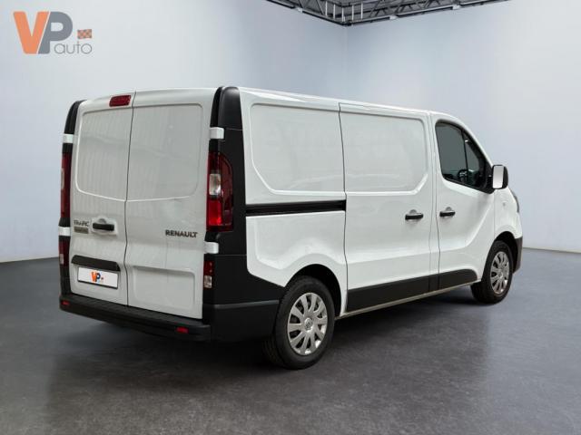 Renault Trafic image 3