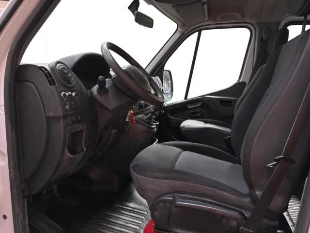 Renault Master image 4