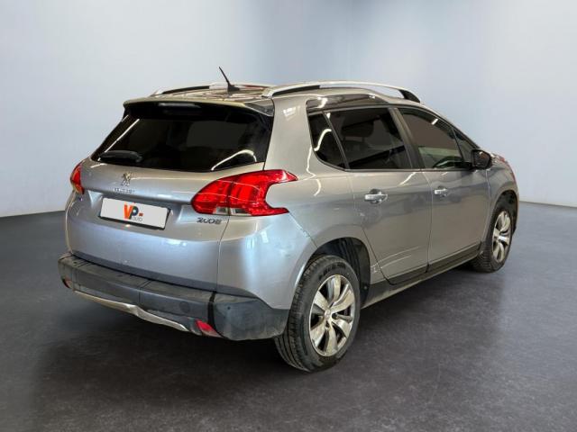 Peugeot 2008 image 3