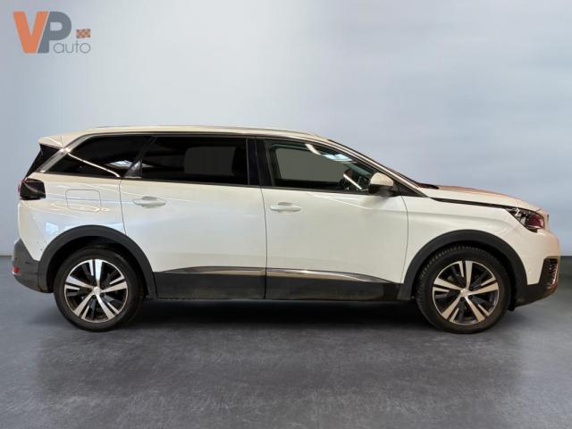 Peugeot 5008 image 4