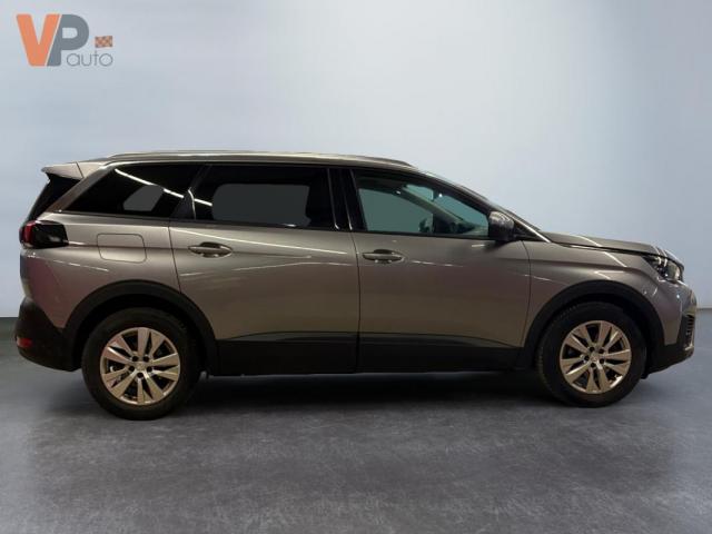 Peugeot 5008 image 8