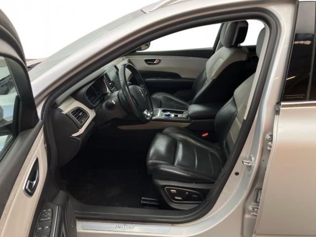 Renault Talisman Estate image 7