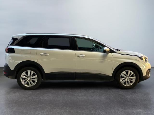Peugeot 5008 image 5